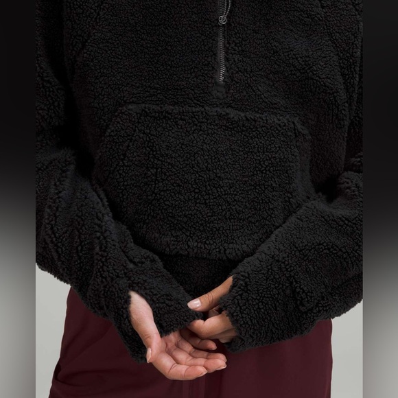 NWOT Lululemon Scuba Oversized Fleece Funnel Neck
Black M/L - Picture 4 of 8